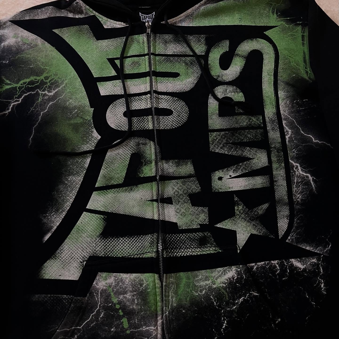 Vintage Green Tapout Print Zip - Streetwear Brand Y2K recension och pris